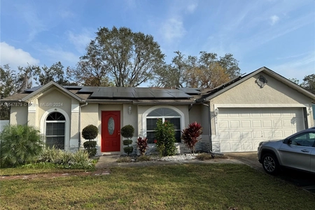 Unit for sale at 516 Meadow Green Drive, Davenport, FL 33837