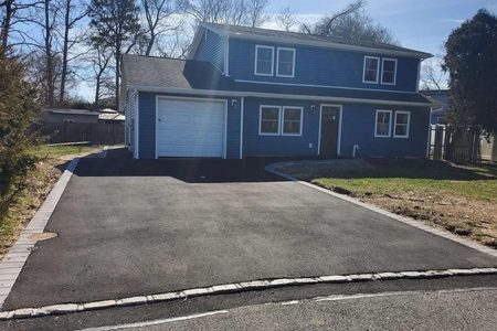 Unit for sale at 9 Lawrence Circle, Islip, NY 11751