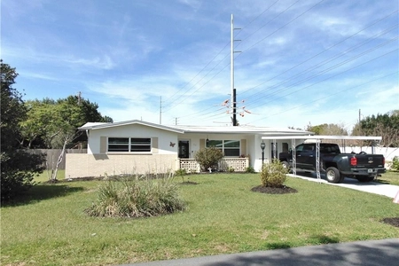 Unit for sale at 32 North Davis Street, Beverly Hills, FL 34465