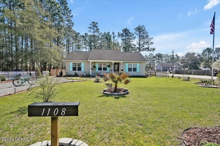 Unit for sale at 1108 Longleaf Drive, Southport, NC 28461