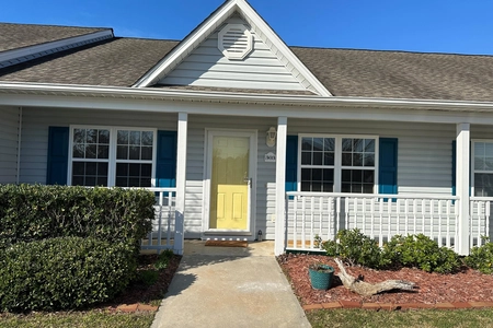 Unit for sale at 303 Courtyard East, Beaufort, NC 28516