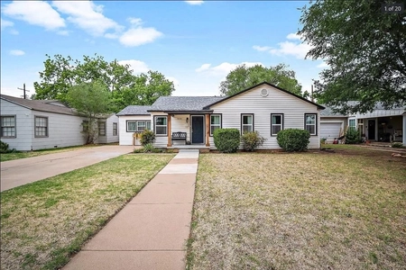 Unit for sale at 2612 33rd Street, Lubbock, TX 79410