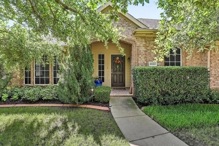 Unit for sale at 6622 Fairlawn Drive, Frisco, TX 75035