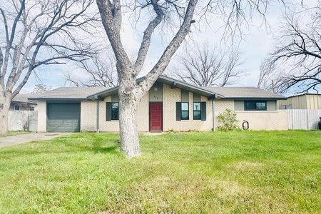 Unit for sale at 172 Woodruff Street, San Angelo, TX 76903