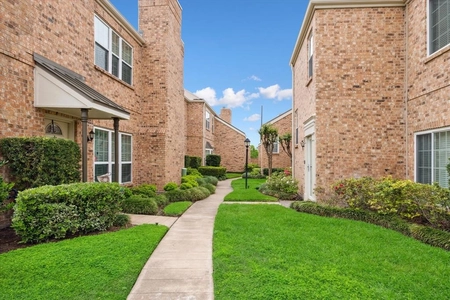 Unit for sale at 600 Wilcrest Drive, Houston, TX 77042