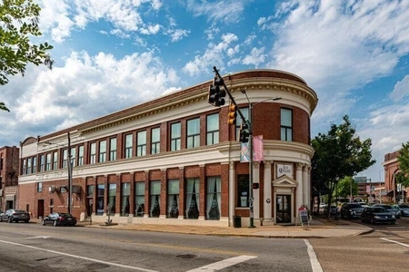 Unit for sale at 1467 Market Street, Chattanooga, TN 37402