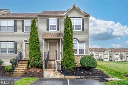 Unit for sale at 56 East Beaver Street, YORK, PA 17406