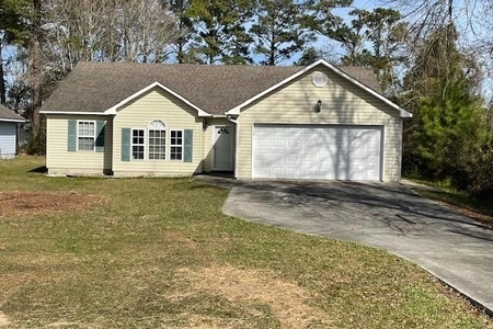 Unit for sale at 130 Wooded Acres Drive, Newport, NC 28570