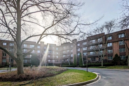 Unit for sale at 1175 Lake Cook Road, Northbrook, IL 60062
