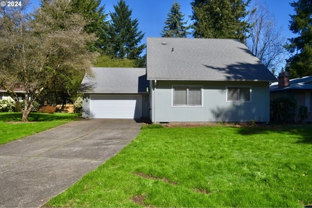 Unit for sale at 616 Northeast Pinebrook Avenue, Vancouver, WA 98684