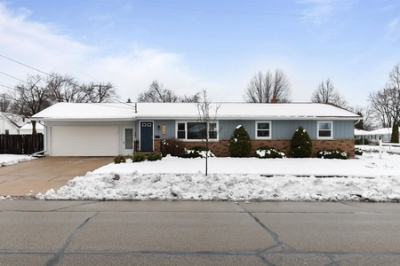 Unit for sale at 1428 East Pershing Street, Appleton, WI 54911