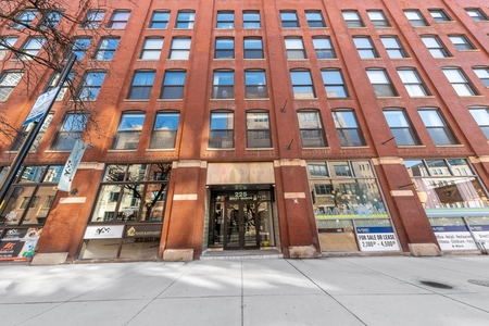 Unit for sale at 225 W Huron Street, Chicago, IL 60654