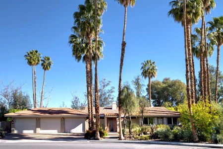 Unit for sale at 2996 East Alta Loma Drive, Palm Springs, CA 92264