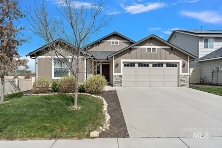 Unit for sale at 762 North Ash Pine Way, Meridian, ID 83642