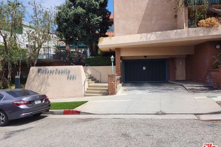 Unit for sale at 5651 Windsor Way, Culver City, CA 90230