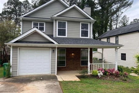 Unit for sale at 5081 Brittany Drive, Stone Mountain, GA 30083