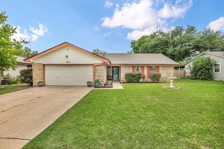 Unit for sale at 1405 London Road, Round Rock, TX 78664