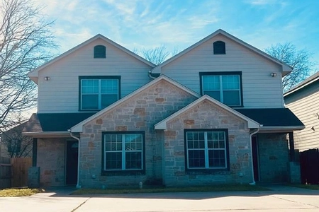 Unit for sale at 1915 South 15th Street, Waco, TX 76706