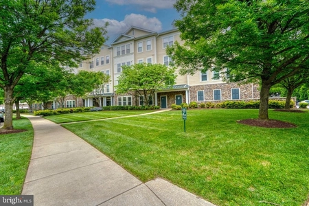 Unit for sale at 201 High Gables Drive, GAITHERSBURG, MD 20878
