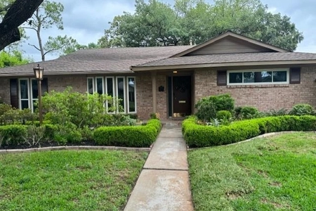 Unit for sale at 5530 Cheena Drive, Houston, TX 77096