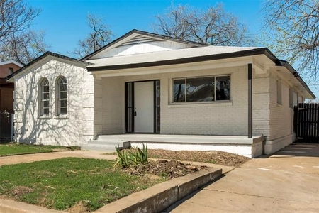 Unit for sale at 205 East Fogg Street, Fort Worth, TX 76110