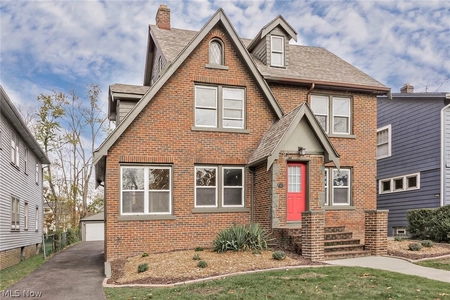 Unit for sale at 3373 East Scarborugh Road, Cleveland Heights, OH 44118