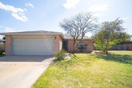 Unit for sale at 6115 7th Drive, Lubbock, TX 79416