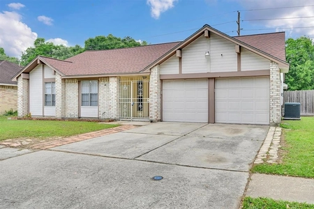 Unit for sale at 3450 Cheaney Drive, Houston, TX 77066