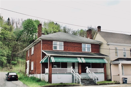 Unit for sale at 602 Division Street, Jeannette, PA 15644