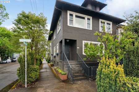 Unit for sale at 2000 Southeast 10th Avenue, Portland, OR 97214