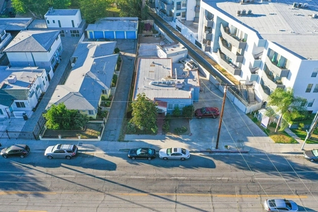 Unit for sale at 11675 Oxnard Street, North Hollywood, CA 91606