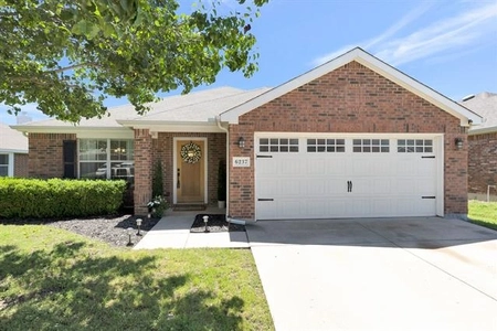 Unit for sale at 6237 Trinity Creek Drive, Fort Worth, TX 76179