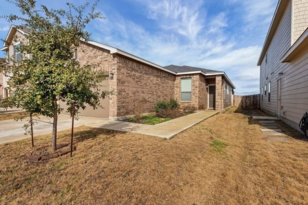 Unit for sale at 579 Pebble Bend, New Braunfels, TX 78130