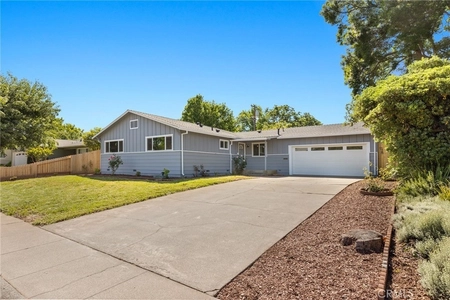 Unit for sale at 9 Woodside Lane, Chico, CA 95926