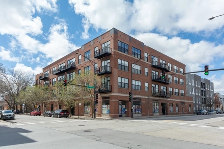 Unit for sale at 2 South Leavitt Street, Chicago, IL 60612