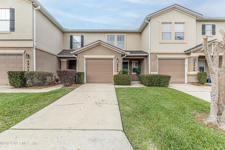 Unit for sale at 1500 Calming Water Drive, Fleming Island, FL 32003