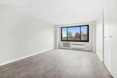 Unit for sale at 185 Hall Street, Brooklyn, NY 11205