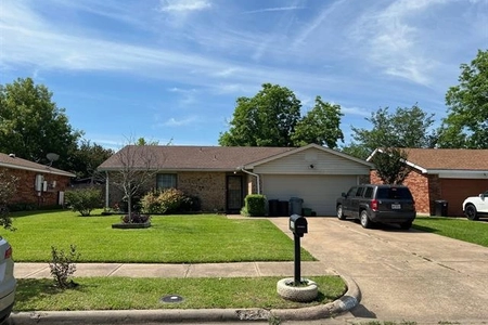 Unit for sale at 1602 Greywood Drive, Mesquite, TX 75149