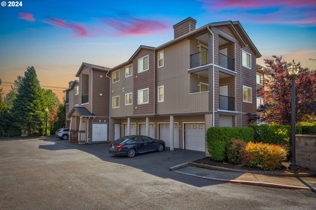 Unit for sale at 10834 Northeast Holly Street, Hillsboro, OR 97006