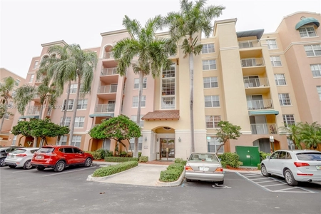 Unit for sale at 19601 E Country Club Dr, Aventura, FL 33180