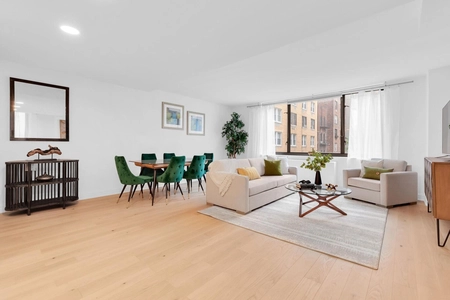 Unit for sale at 1438 3RD Avenue, Manhattan, NY 10028