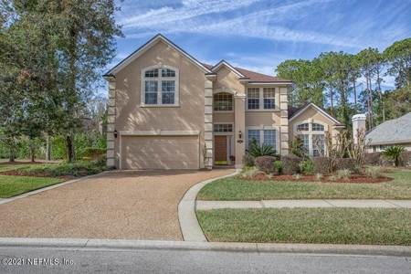 8614 Hunters Creek Dr, Jacksonville, FL