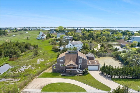 5 Lake Way, Westhampton Beach, NY