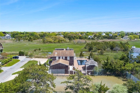 5 Lake Way, Westhampton Beach, NY