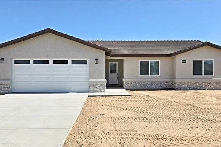 Unit for sale at 21415 Kenora Court, Apple Valley, CA 92308