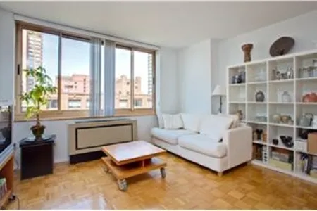 Unit for sale at 250 S End Ave #9G, New York, NY 10280