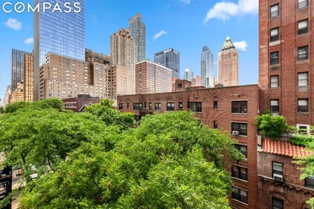Unit for sale at 345 West 55th Street, Manhattan, NY 10019