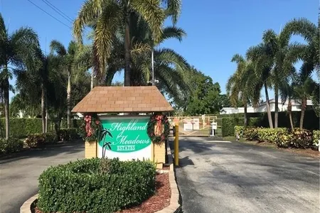 Unit for sale at 5143 NW 4th Ter, Pompano Beach, FL 33064