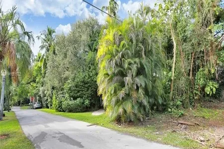 Unit for sale at 3613 Royal Palm Ave, Miami, FL 33133