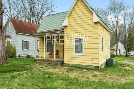 House for Sale at 1508 S Main St, Springfield,  TN 37172